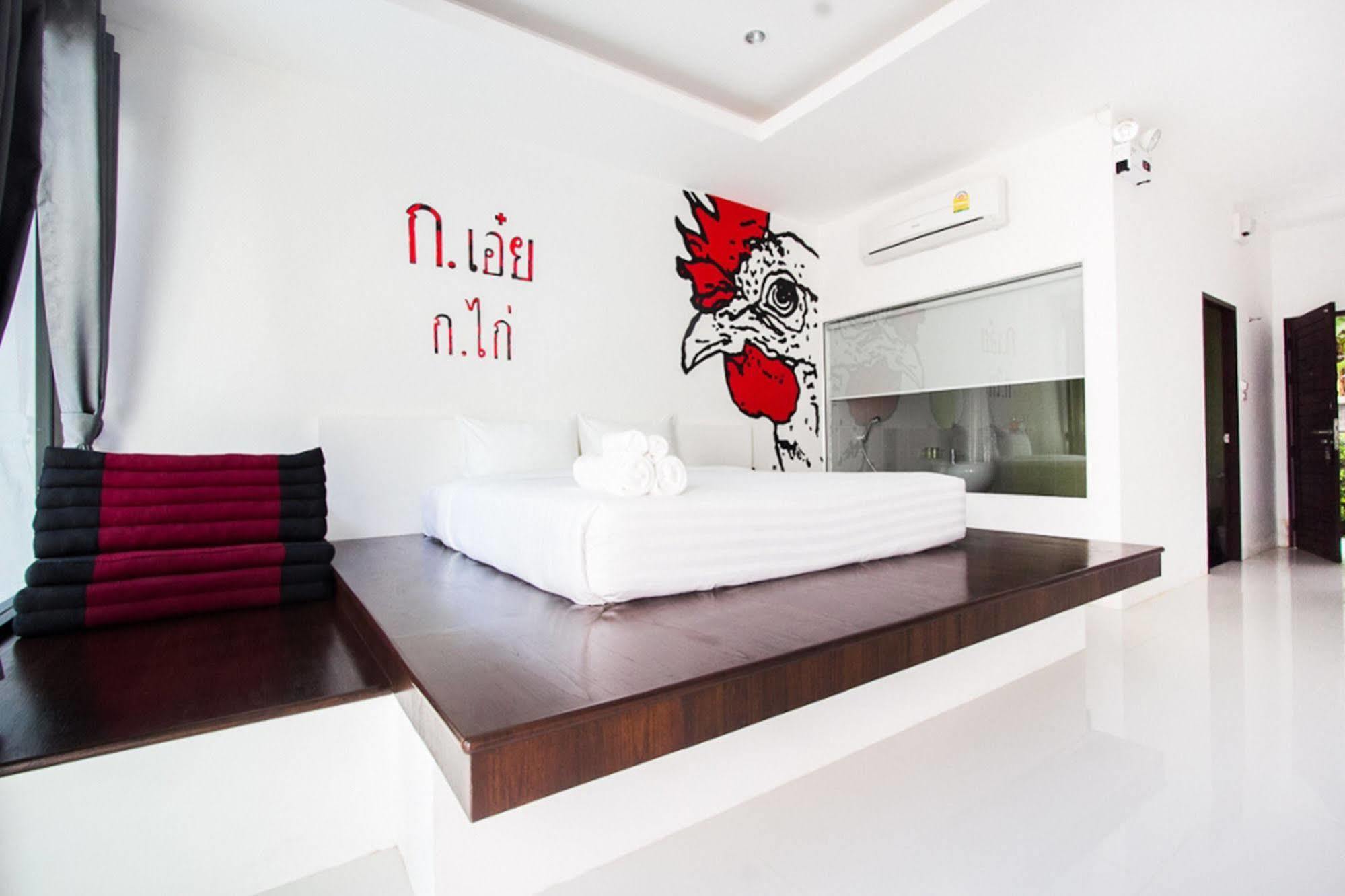Alphabeto Resort Nai Harn Eksteriør billede